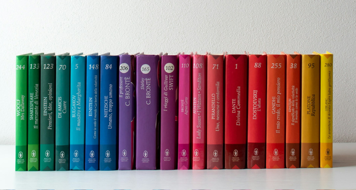Si vous ne rangez pas vos livres par couleur, vous ne méritez pas de livres
