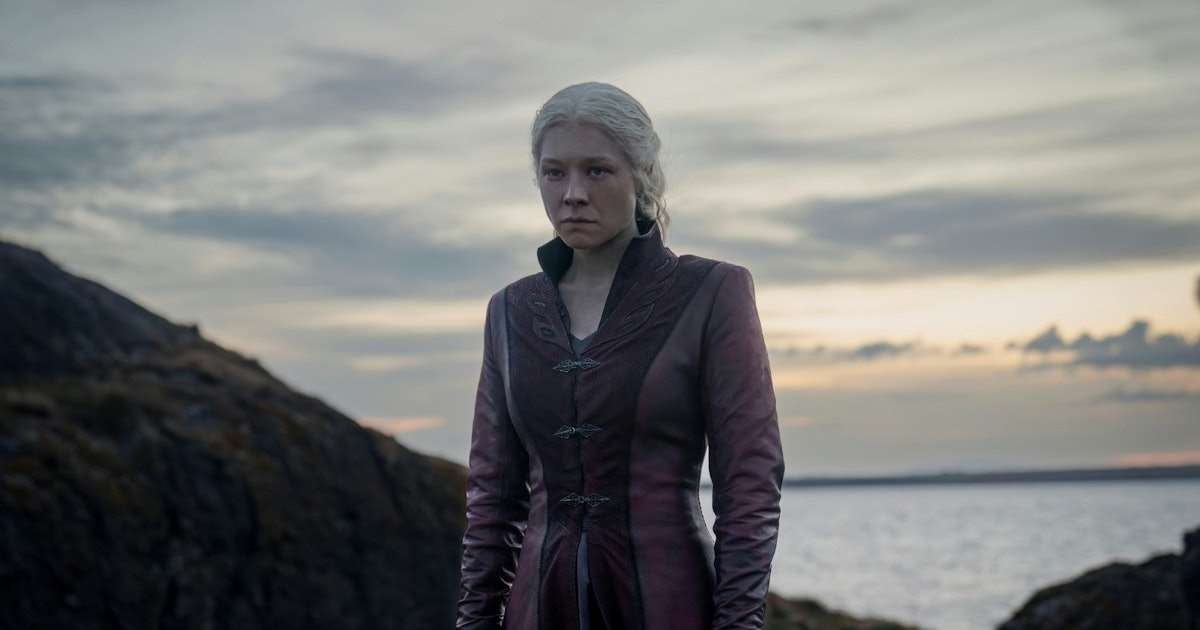 Mèmes et tweets sur la première