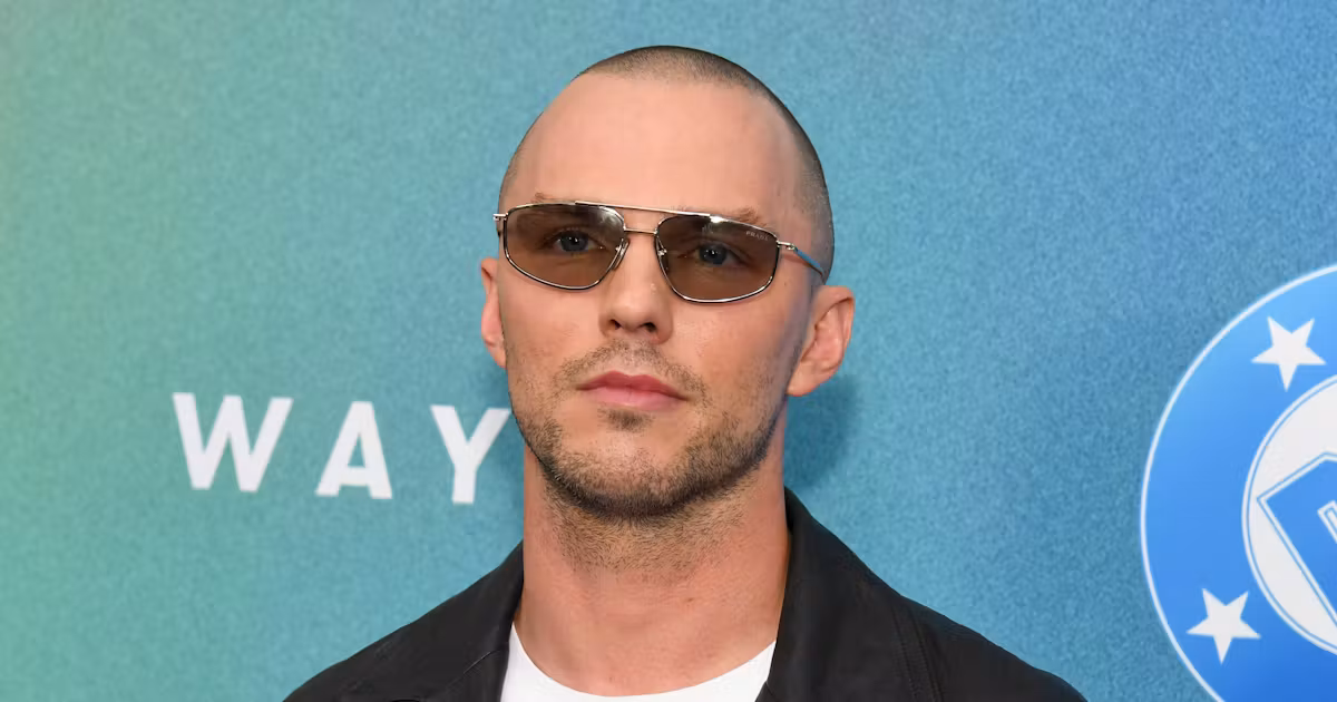 "Harry Potter" : Nicholas Hoult incarnera Gilderoy Lockhart dans la saison 2